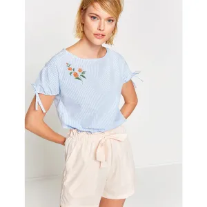 Crew Neck Embroidered Blouse
