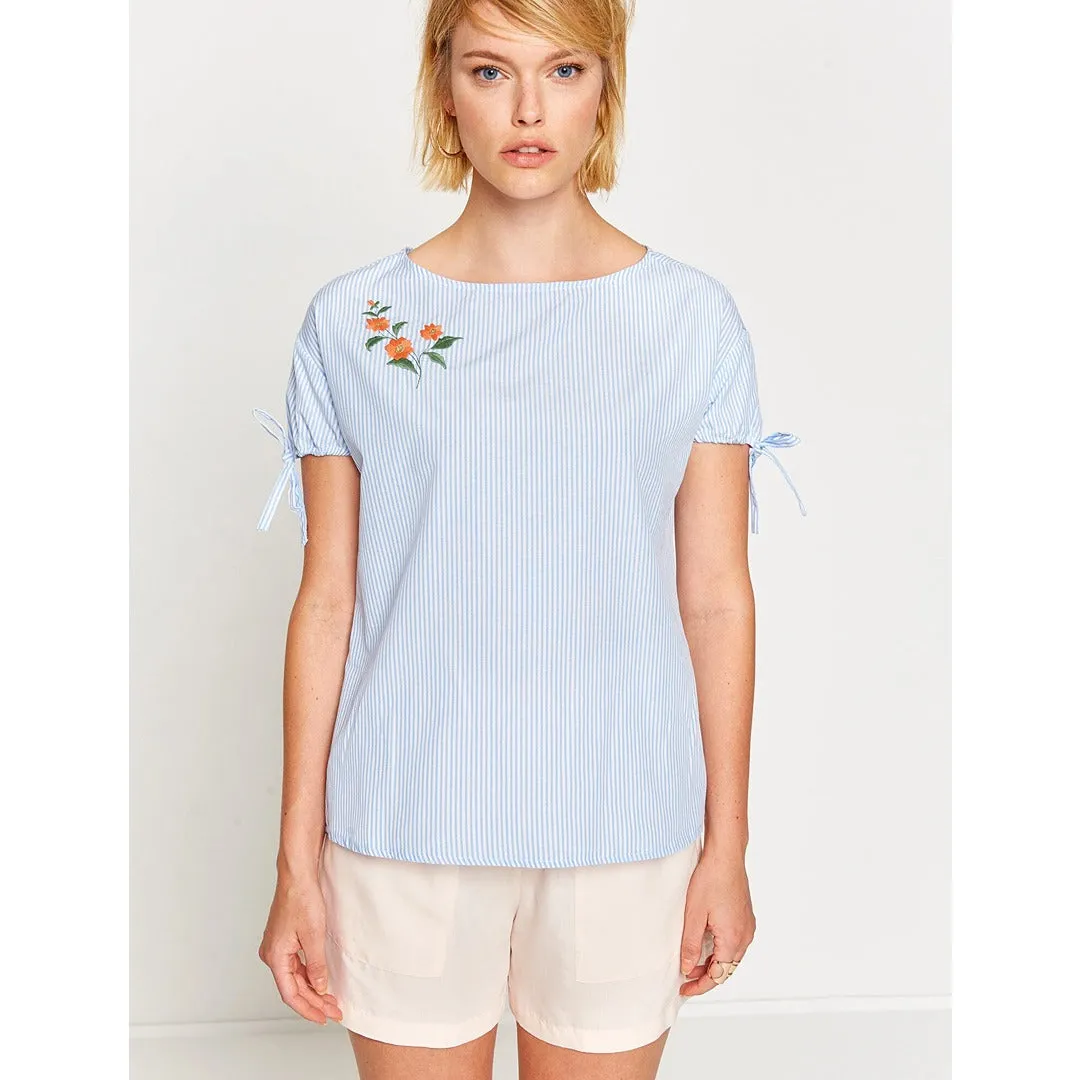 Crew Neck Embroidered Blouse