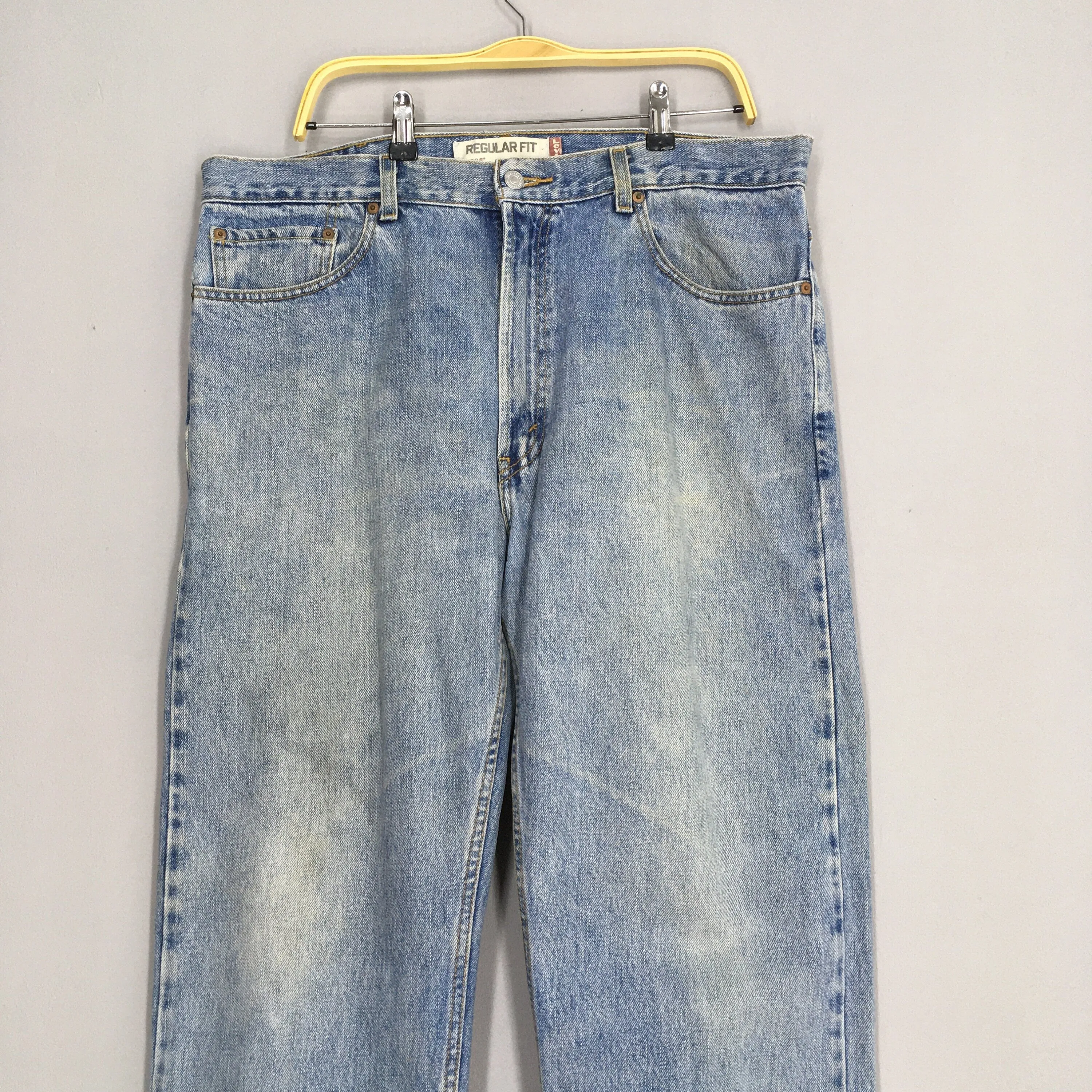 Levi's 505 Relaxed Fit Jeans Size 38x32